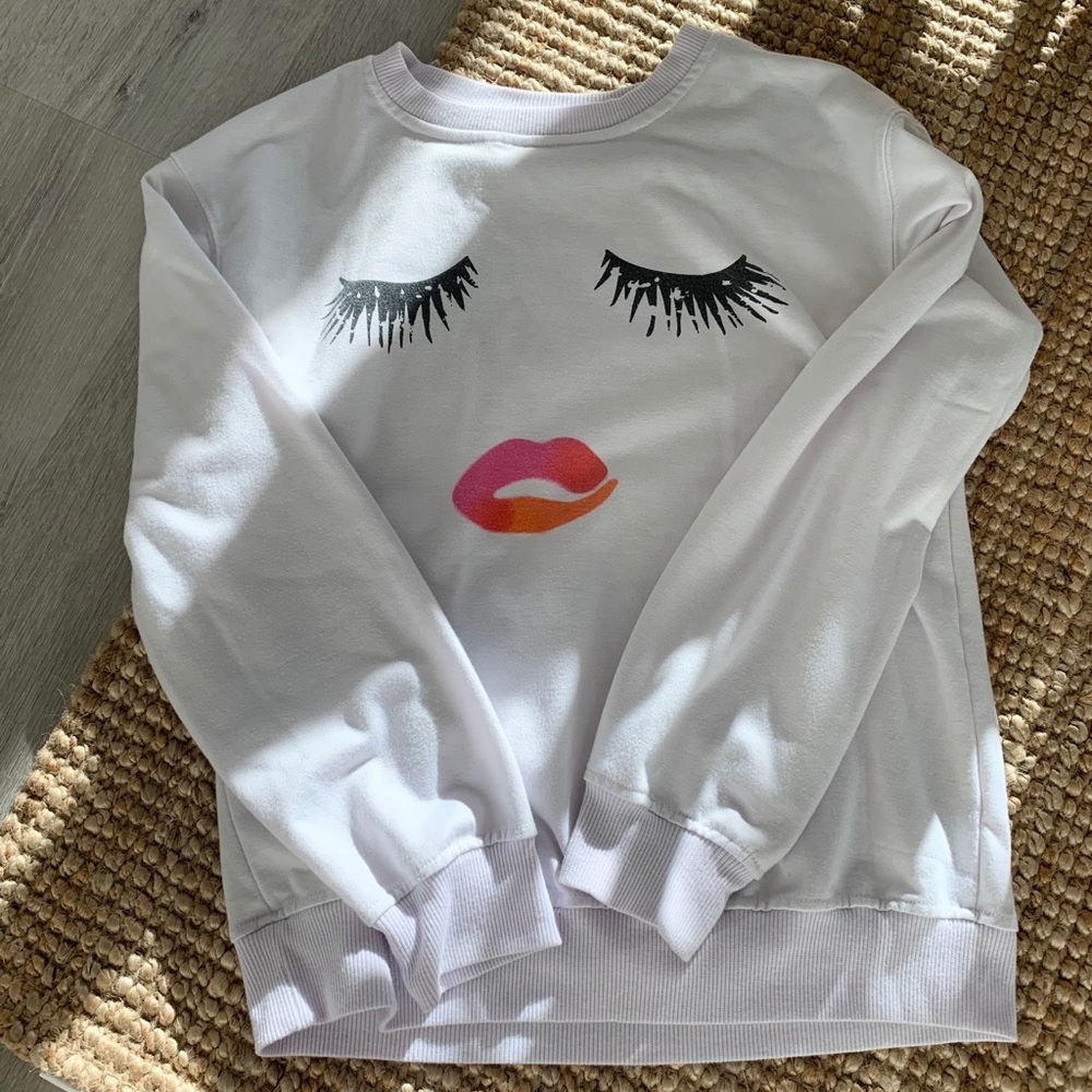 Lashes sweatshirt